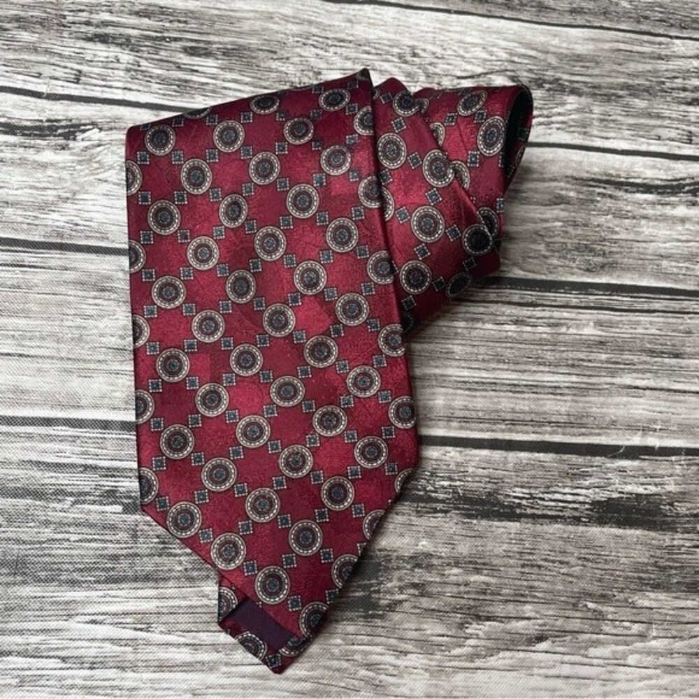 Men’s David Taylor Burgundy Gray Geometric Tie Business Career Workwear